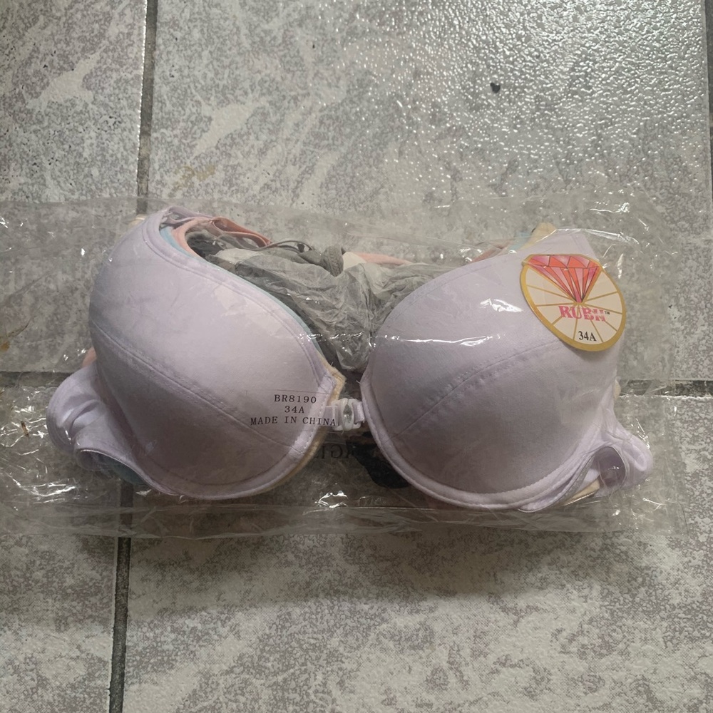New Rubii Bras 6 pieces 34A